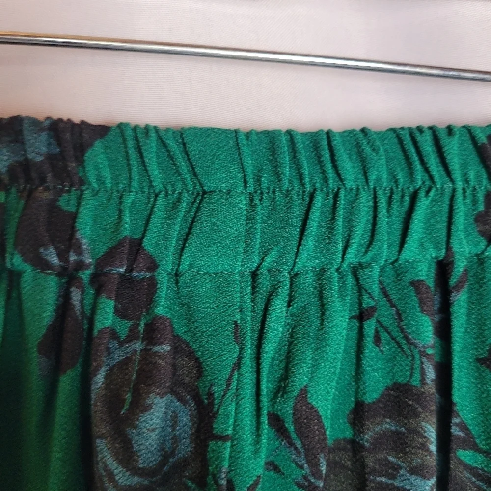 Band of the Free Etta Emerald Black Floral Midi Skirt Women's Size XS NWT